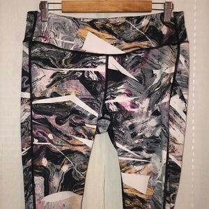 Layer 8 XL Crop Watercolor Workout Leggings